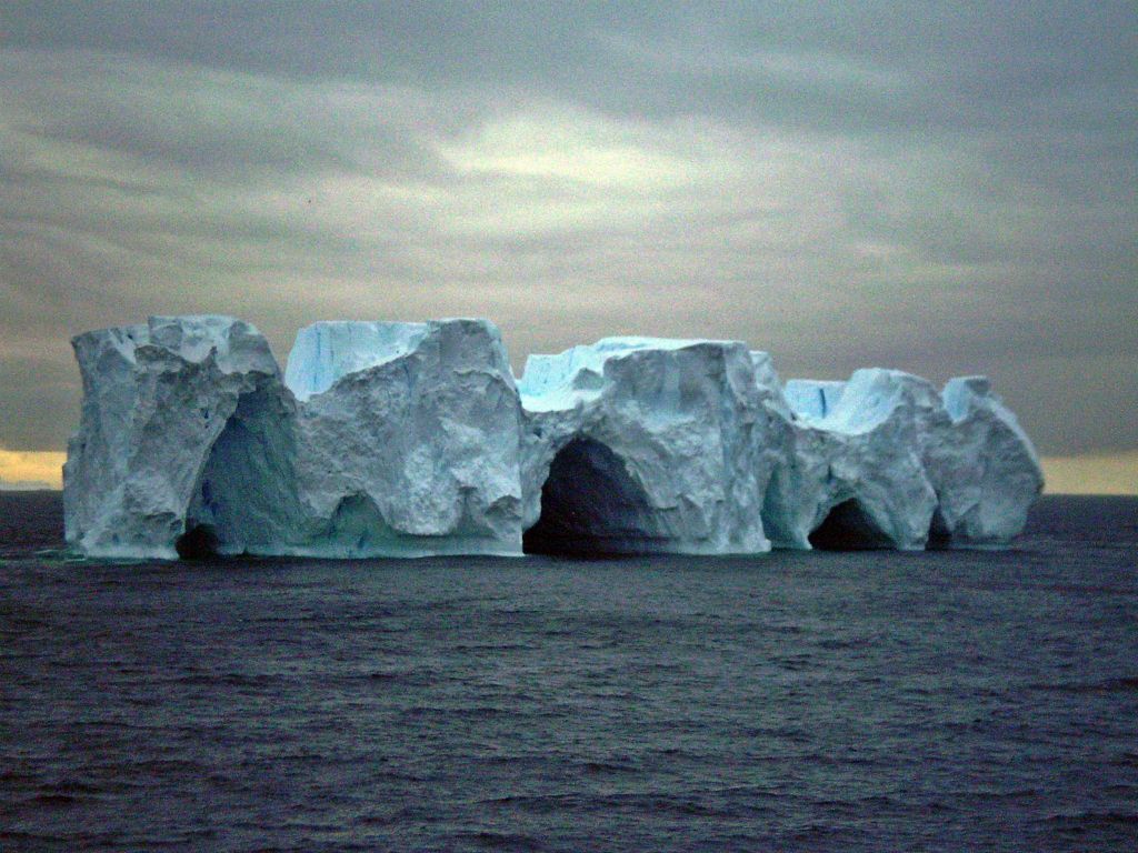  Ανταρκτική: Παγόβουνο